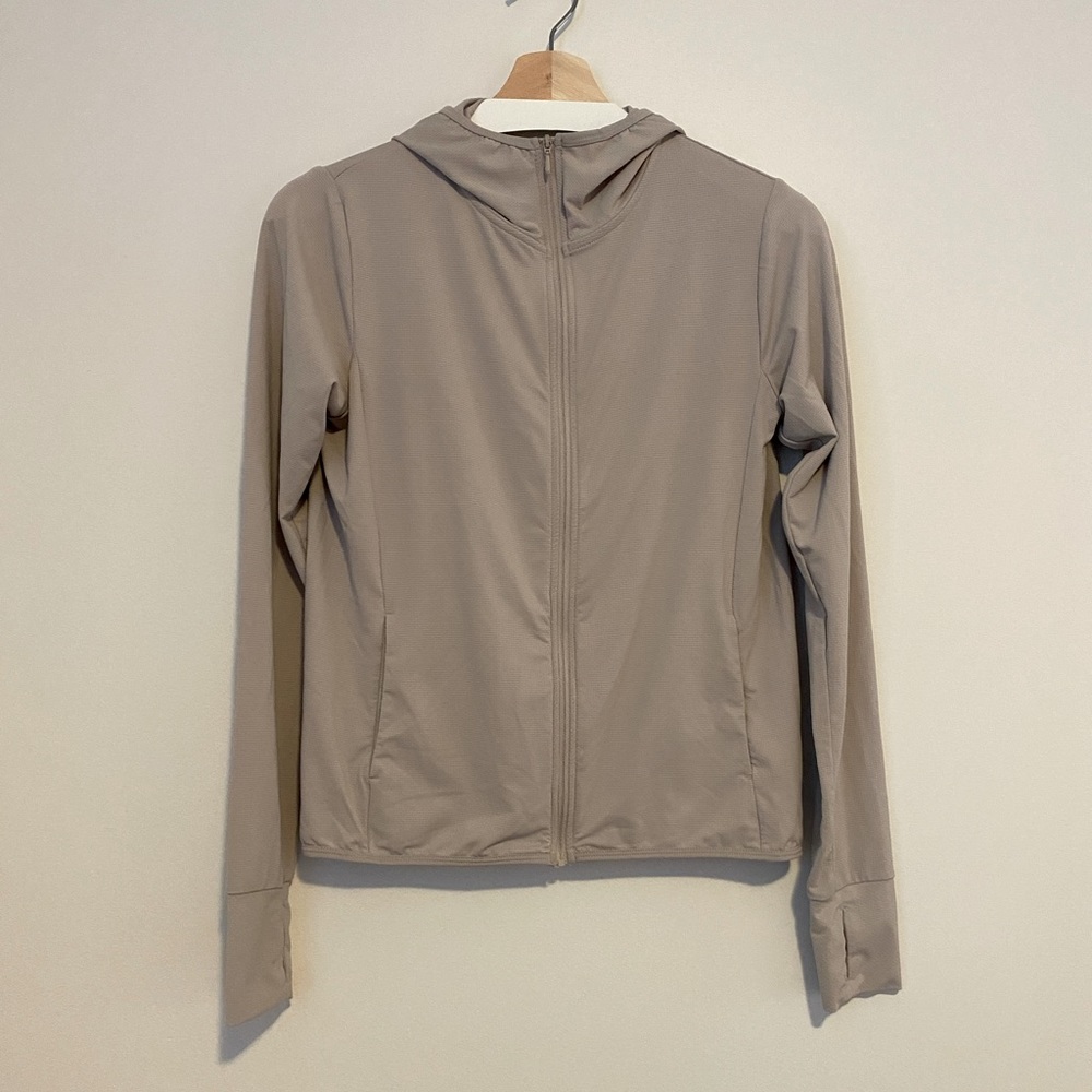 Uniqlo Airism Mesh UV Protection Hoodie